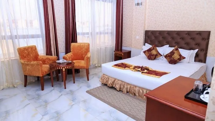Deluxe Tek Büyük Yataklı Oda