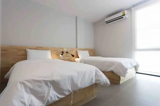 Standard Twin Room