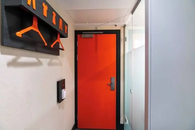 Basic Tek Büyük Yataklı Oda, 1 Çift Kişilik Yatak (no window)