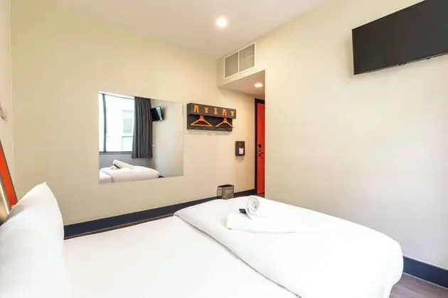 Standard Tek Büyük Yataklı Oda, 1 Çift Kişilik Yatak (Wheelchair Accessible)