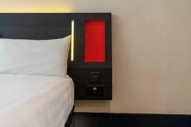 Standard Tek Büyük Yataklı Oda, 1 Çift Kişilik Yatak (Wheelchair Accessible)