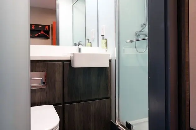 Basic Tek Büyük Yataklı Oda, 1 Çift Kişilik Yatak, Penceresiz