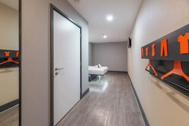 Basic Tek Büyük Yataklı Oda, Engellilere Uygun, Penceresiz