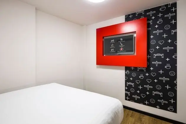 Tek Büyük Yataklı Oda (No Window)