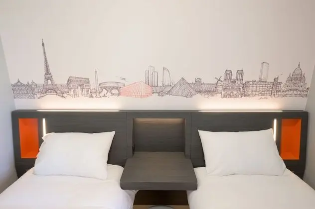 Twin Room with Window