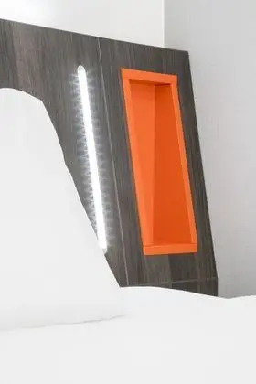 Tek Büyük Yataklı Oda, Engellilere Uygun, Penceresiz