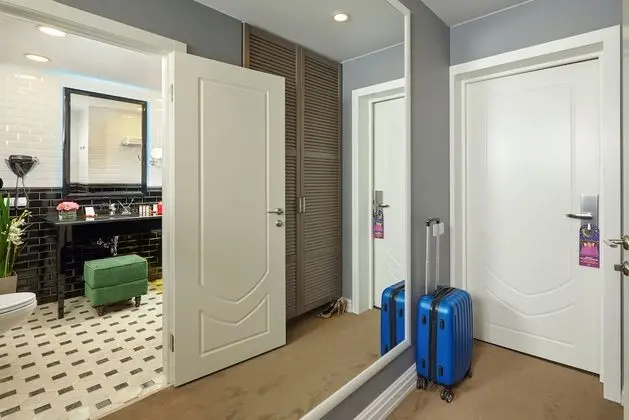 Comfort Tek Büyük veya İki Ayrı Yataklı Oda