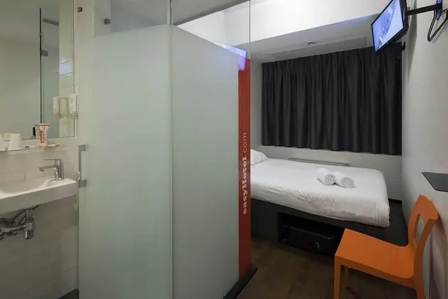 Small Room, 1 Double Bed