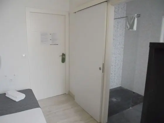 Tek Büyük Yataklı Oda, Özel Banyo (A)