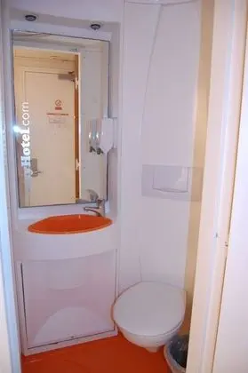 Tek Büyük Yataklı Oda, Penceresiz