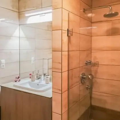 Tek Büyük Yataklı Oda, Balkon