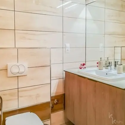 Tek Büyük Yataklı Oda, Balkon