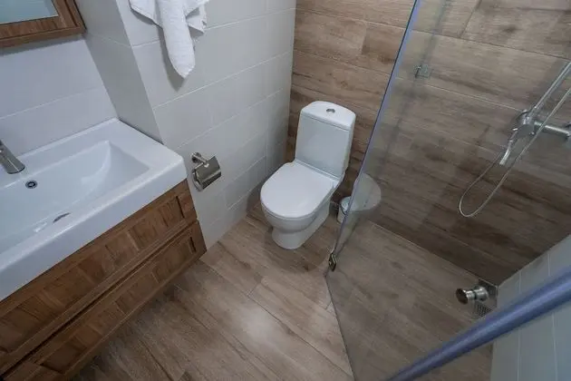 Tek Büyük Yataklı Oda, Bahçe Manzaralı