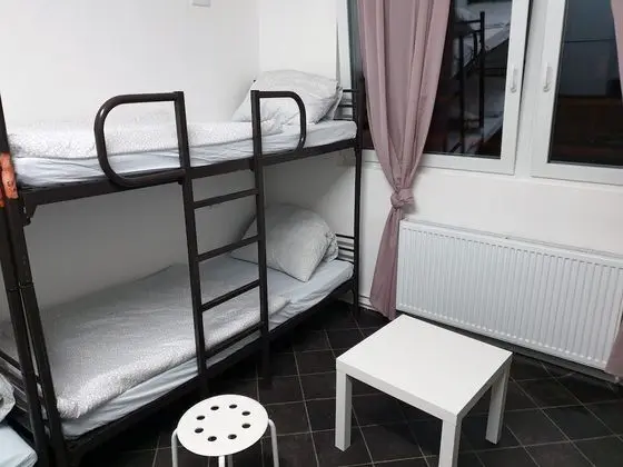 Basic Dört Kişilik Oda, Ortak Banyo