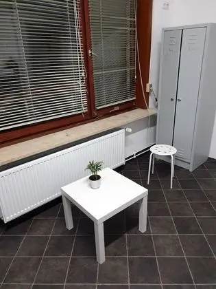 Basic Oda, Birden Çok Yatak, Ortak Banyo (8 pers.)