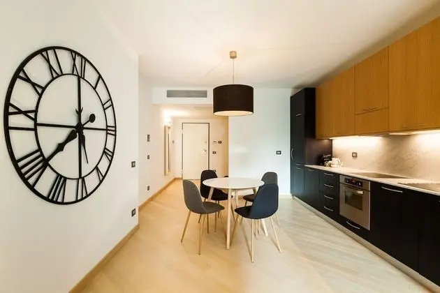 Apart Daire, 1 Büyük (Queen) Boy Yatak ve Çekyat