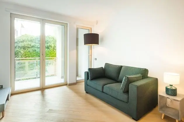 Apart Daire, 1 Büyük (Queen) Boy Yatak ve Çekyat