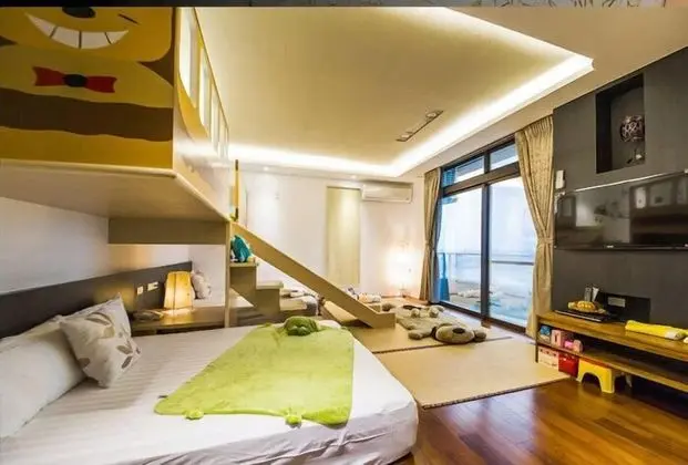 Family Oda, 2 Çift Kişilik Yatak, Balkon, Kule
