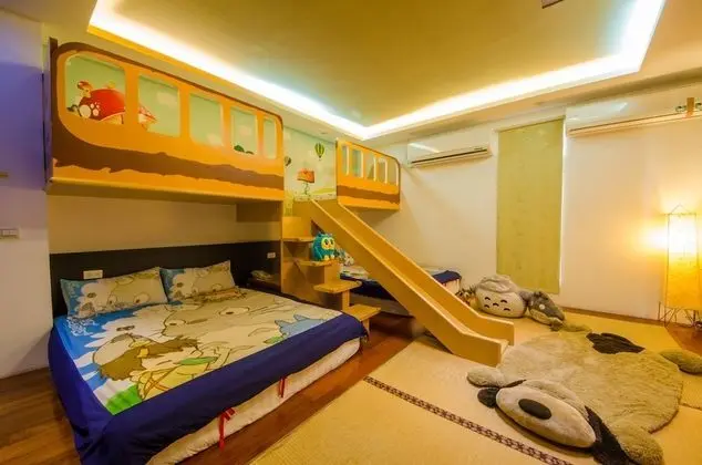 Family Oda, 2 Çift Kişilik Yatak, Balkon, Kule