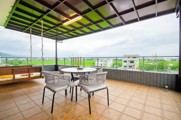 Family Oda, 2 Çift Kişilik Yatak, Balkon, Kule
