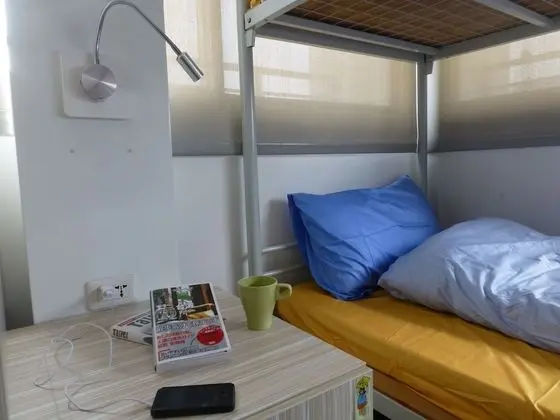 Standard Ortak Ranzalı Oda, Sadece erkekler için, Ortak Banyo