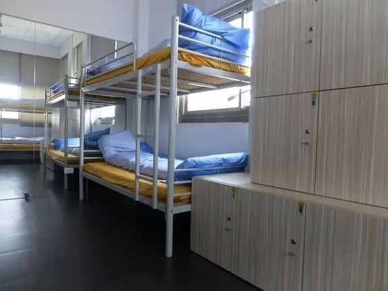 Standard Ortak Ranzalı Oda, Sadece erkekler için, Ortak Banyo