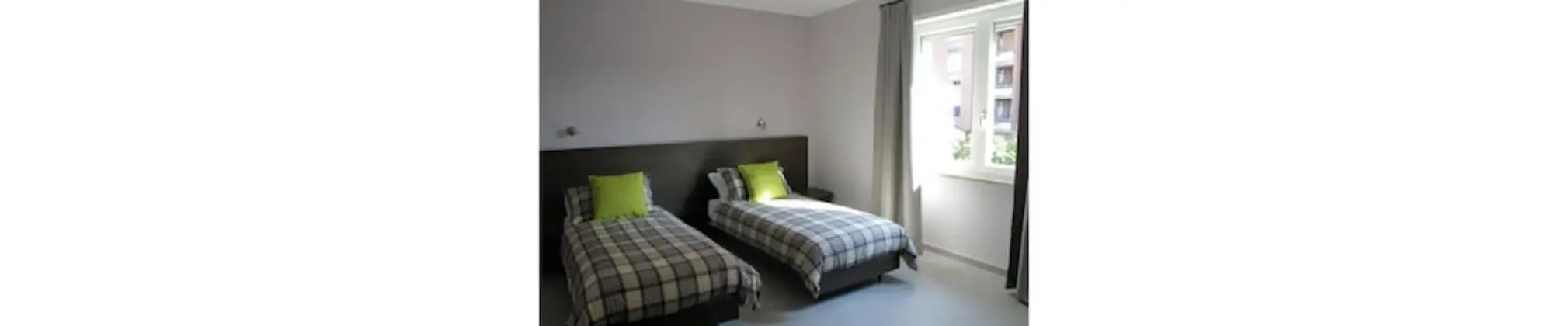 Tek Büyük veya İki Ayrı Yataklı Oda (Verde)