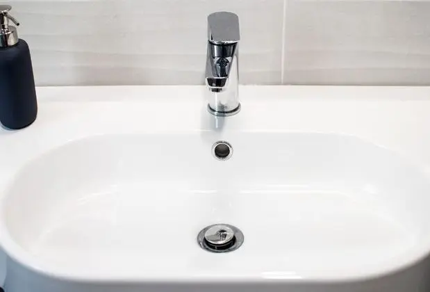 Tek Büyük veya İki Ayrı Yataklı Oda (Verde)