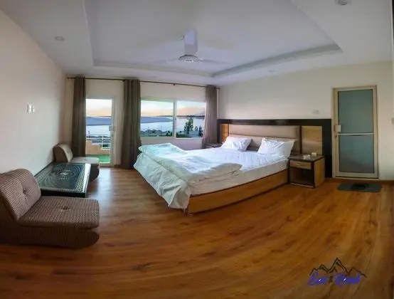 Deluxe Tek Büyük veya İki Ayrı Yataklı Oda