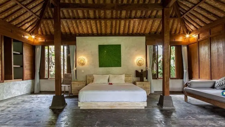 Deluxe Bungalov (Joglo)