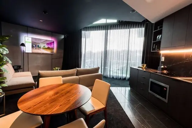 Çatı Katı Süiti (Penthouse)