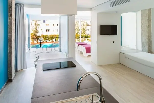 Premium Apart Daire, 1 Yatak Odası, Balkon, Havuz Manzaralı