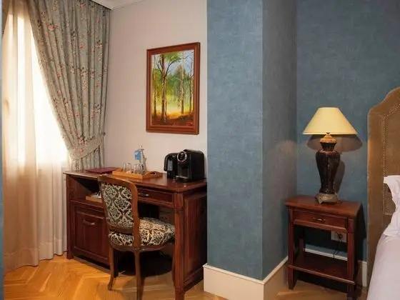 Standard Tek Büyük Yataklı Oda, 1 Büyük (Queen) Boy Yatak, Şehir Manzaralı