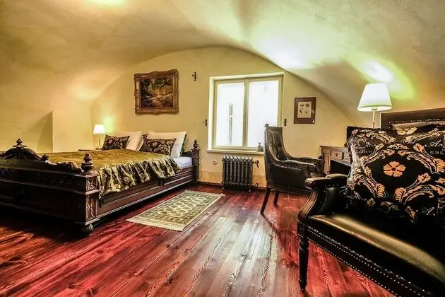 Oda (Deluxe King 103)