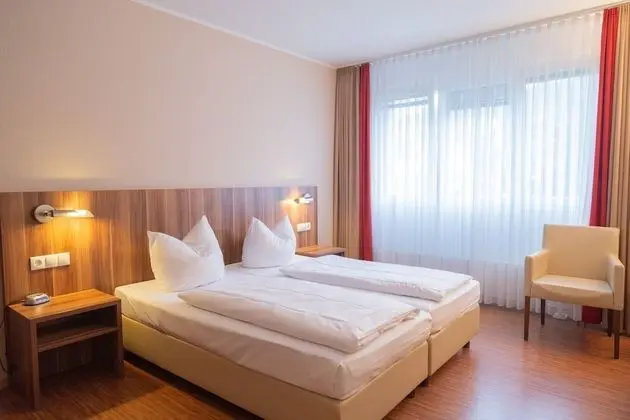 Superior Tek Büyük veya İki Ayrı Yataklı Oda, Nehir Manzaralı