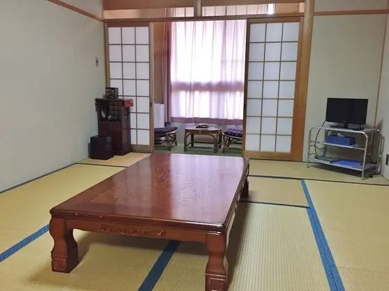 Traditional Oda, Sigara İçilmez (8 Tatami Mats)