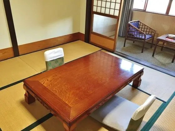 Traditional Oda, Sigara İçilmez (8 Tatami Mats)