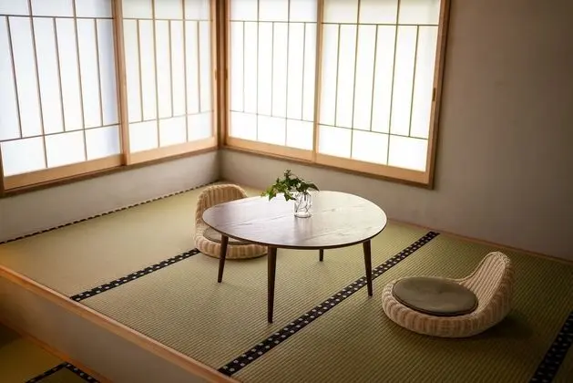 Ev (Private Vacation)
