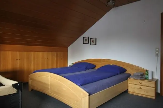 Family Apart Daire, Bahçe Manzaralı