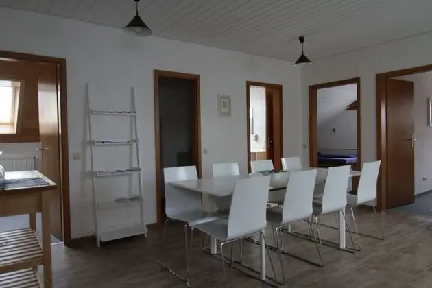 Family Apart Daire, Bahçe Manzaralı