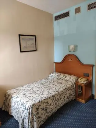 Oda, 1 Tek Kişilik Yatak