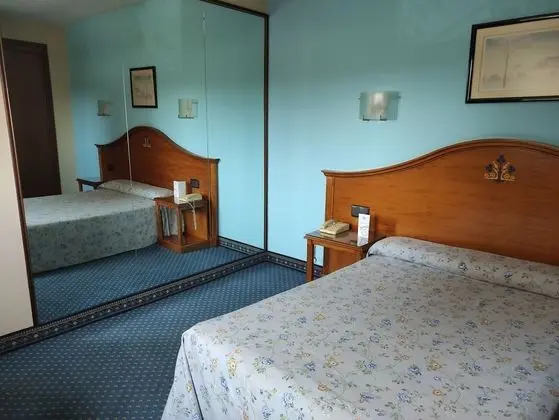 Tek Büyük veya İki Ayrı Yataklı Oda