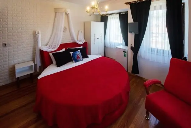 Deluxe Double Yataklı Oda