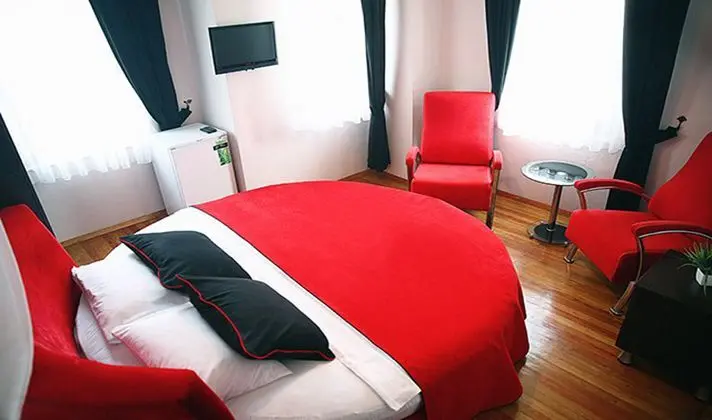 Deluxe Double Yataklı Oda