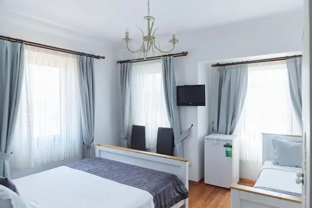 Standart Üç Kişilik Oda, Şehir Manzaralı