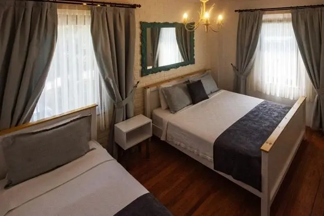 Standart Üç Kişilik Oda, Şehir Manzaralı