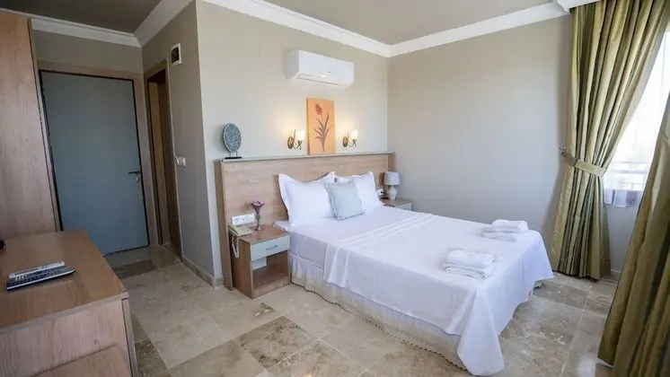 Deluxe Oda, Kısmi Deniz Manzaralı