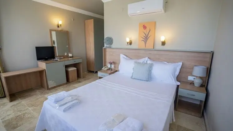Deluxe Oda, Kısmi Deniz Manzaralı