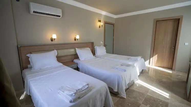 Deluxe Üç Kişilik Oda