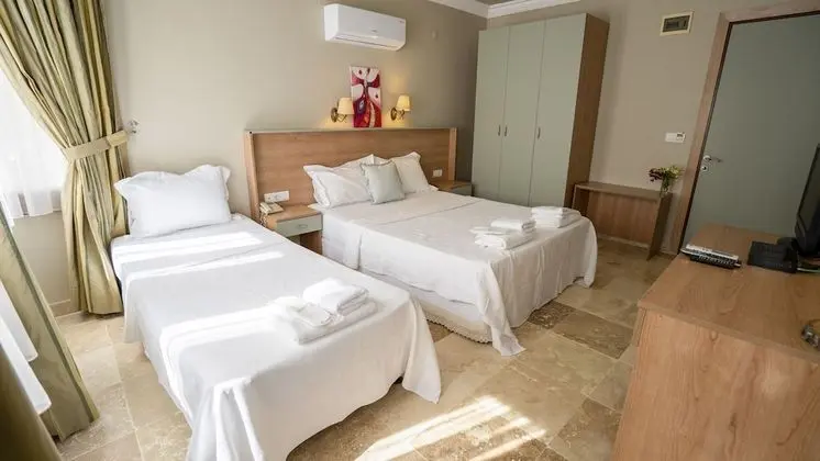 Deluxe Üç Kişilik Oda